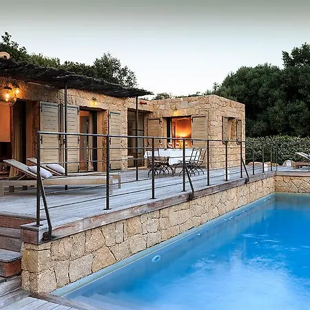 Pruno Sleeps 6 Pool Air Con Wifi * Pruno (Corse-du-Sud)